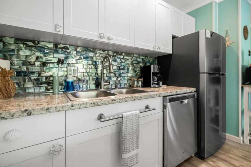 Oceanfront With Aircon-Hear The Waves-Amazing Views-Wifi Apartment Lahaina Luaran gambar